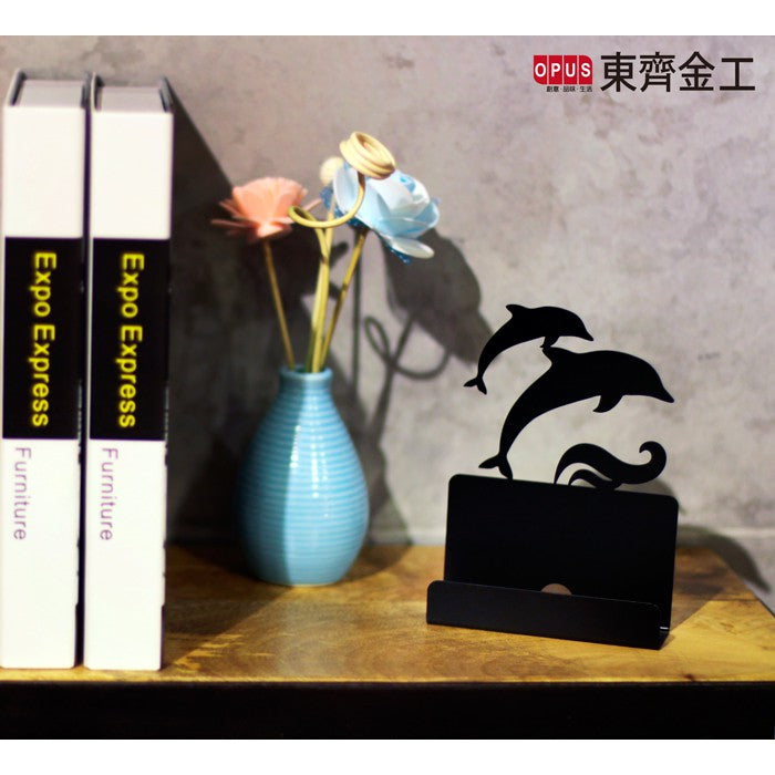 歐式鐵藝名片座《躍動水舞-經典黑》名片架 展示架 收納擺飾 金屬商務名片盒 開幕送禮 OPUS東齊金工 CA-de08B