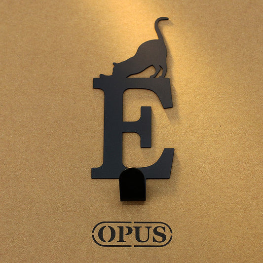 當貓咪遇上字母E 《經典黑》壁飾掛勾 造型無痕掛鉤 居家收納【OPUS東齊金工】HO-ca10-E(B)