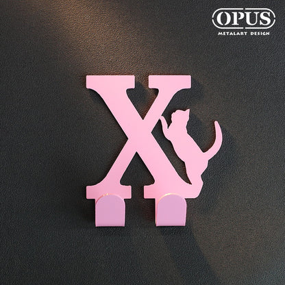 【OPUS東齊金工】當貓咪遇上字母X 《質感粉》壁飾掛勾HO-ca10-X(P)