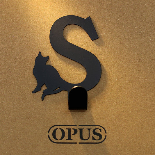 當貓咪遇上字母S 《經典黑》壁飾掛勾 創意造型 居家布置 無痕掛鉤【OPUS東齊金工】HO-ca10-S(B)